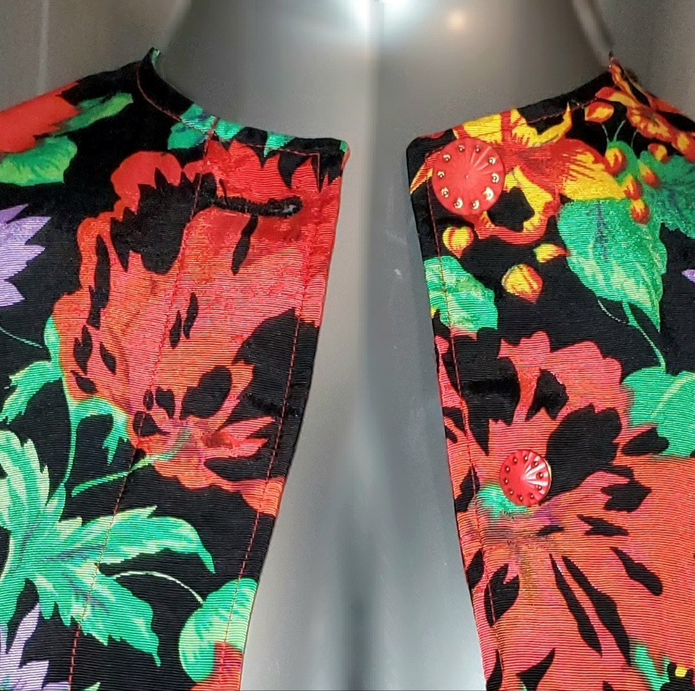 Vintage Floral Vest - Picture 4 of 13
